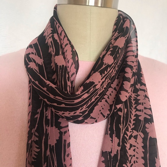 Bebe silk georgette is pink/black scarf - Picture 3 of 9
